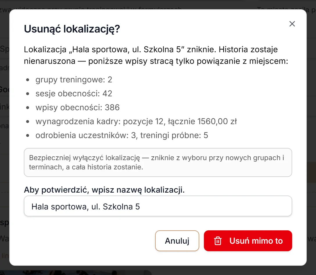 Nazwa lokalizacji wpisana w oknie